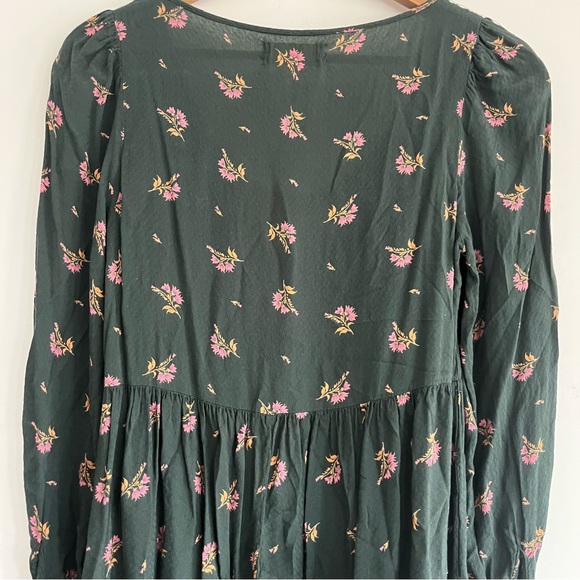 Urban Outfitters Babydoll Floral Scoop Neck Green Dress Extra Small Boho - Picture 8 of 8